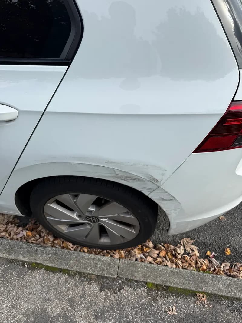 VW Golf Nearside Rear Repair - BEFORE